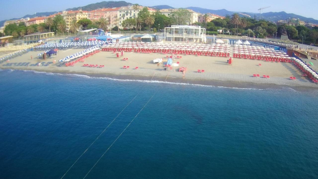 דירות Savona Magnifico Sole Mare 150 M Wifi Climatcontrol מראה חיצוני תמונה
